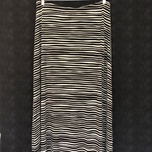 Lane Bryant Black White Zebra Knit Maxi Skirt